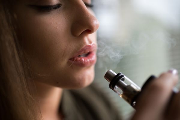 American Medical Association Urges Ban on Vaping Products
