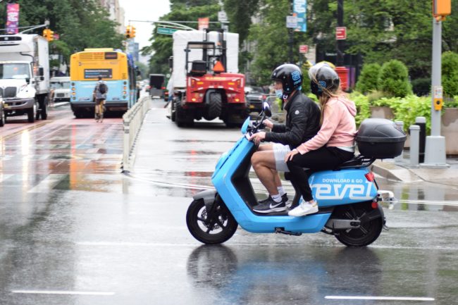 Moped Company Reopens Service in New York City After Deaths