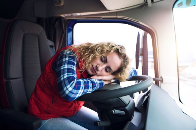 Study finds drowsy driving to be a contributing factor in approximately 10% of car crashes